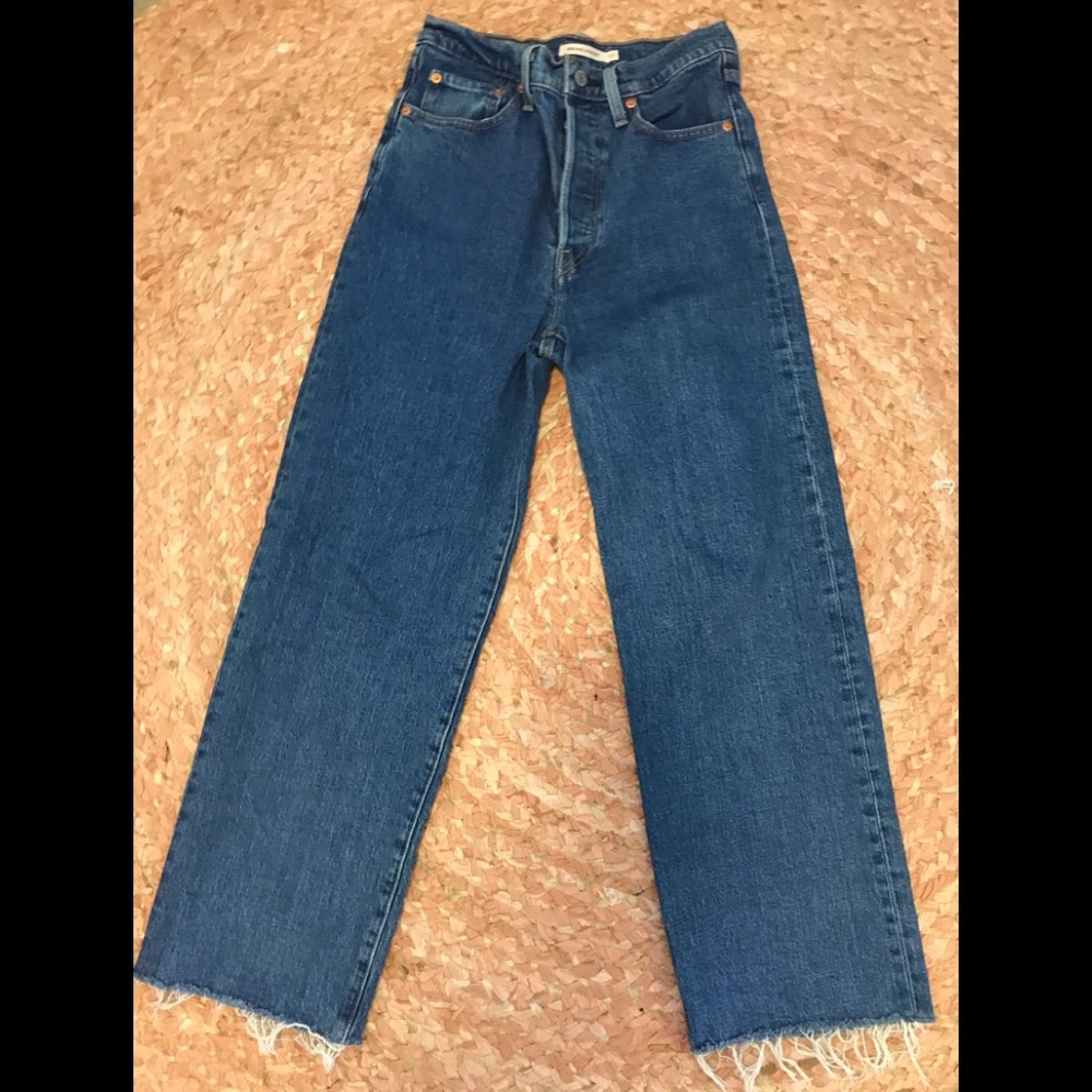Levi’s Ribcage Straight Jean size 27